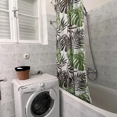 Cozy Bohemian 2 Mins From The Beach Apartment *